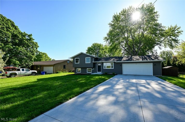 1520 Congress Lake Road, Mogadore, OH - Photo 2