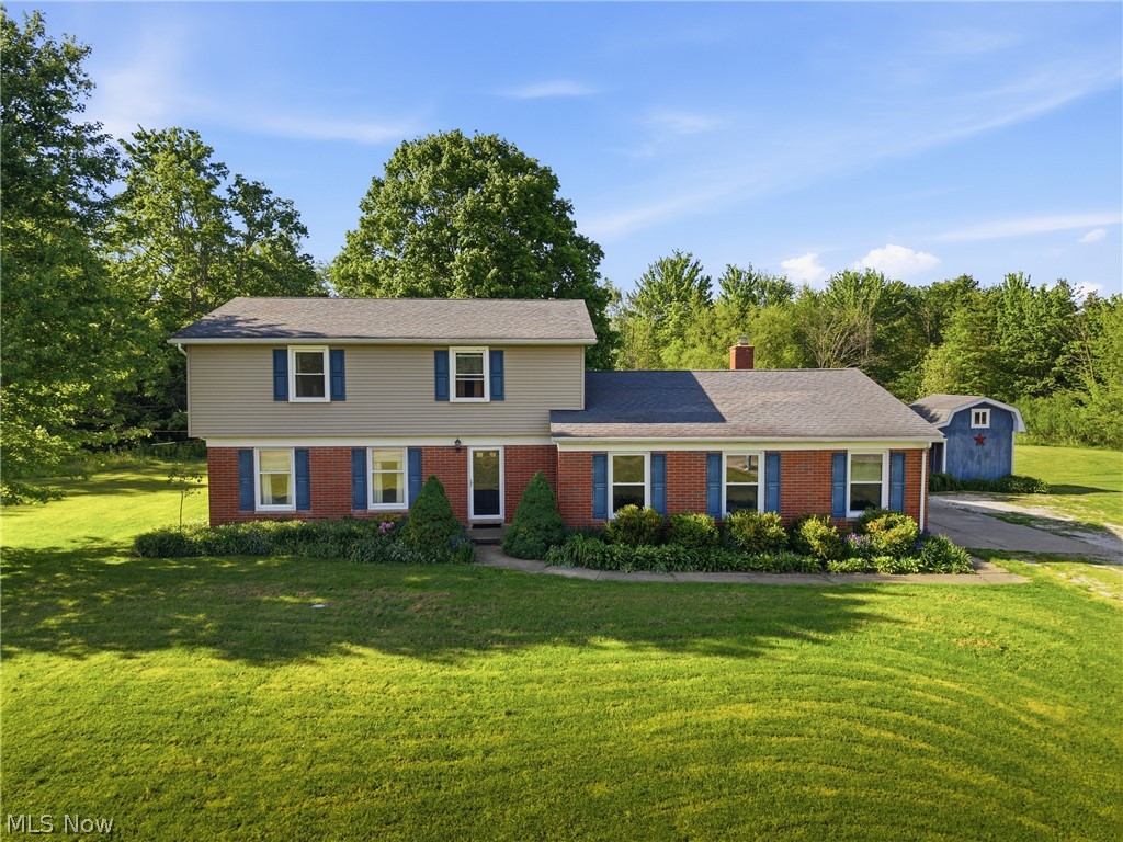 2951 River Glen Dr, Austinburg, OH