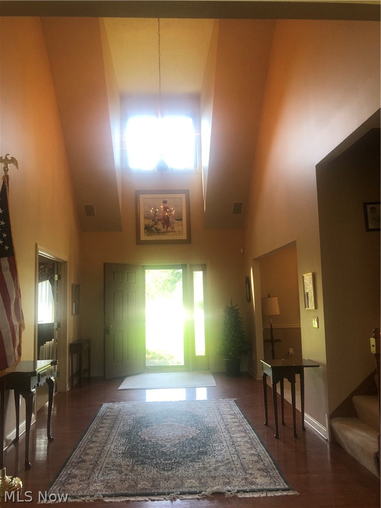 8135 Thackeray Court, Broadview Heights, OH - Photo 4