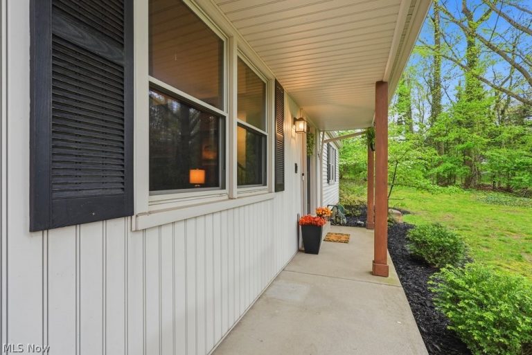 7301 Braucher Street, Lehigh Twp, OH - Photo 8