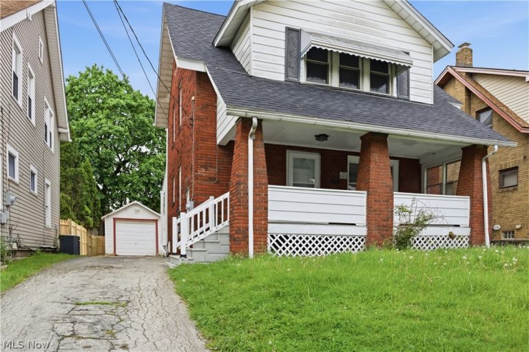 52 Heights Avenue, Youngstown, OH - Photo 3