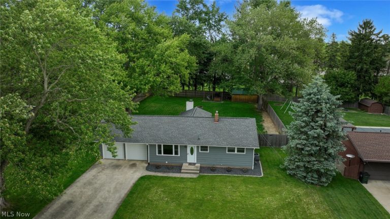 5175 Oakvale Street, Canton, OH - Photo 3