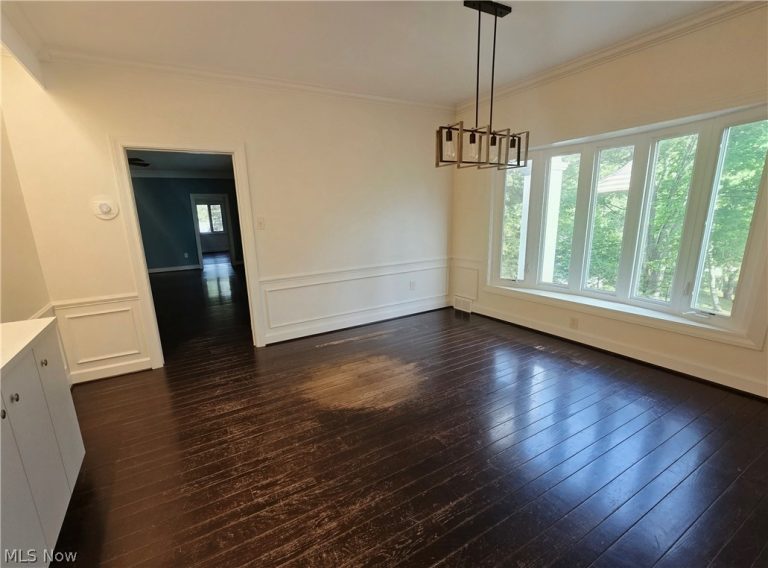 885 Sheridan Road, Coshocton, OH - Photo 8