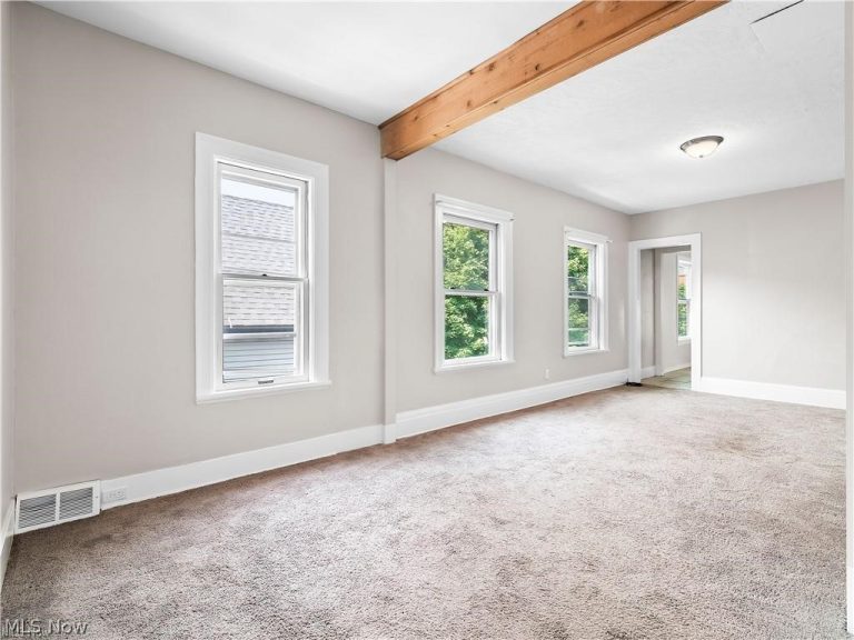 6110 Clinton Avenue #2, Cleveland, OH - Photo 4