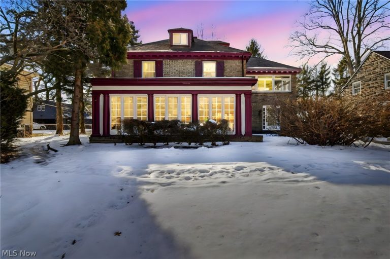 10111 Edgewater Drive, Cleveland, OH - Photo 2
