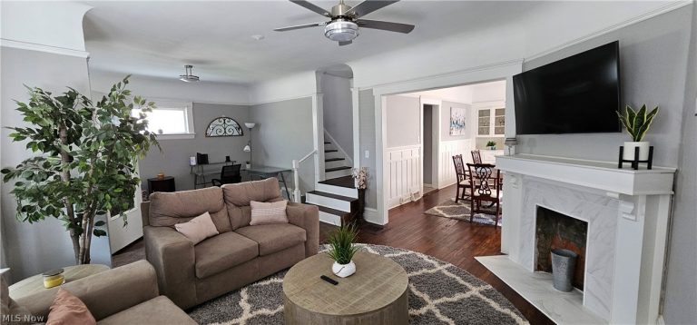 10605 Ashbury Avenue, Cleveland, OH - Photo 2