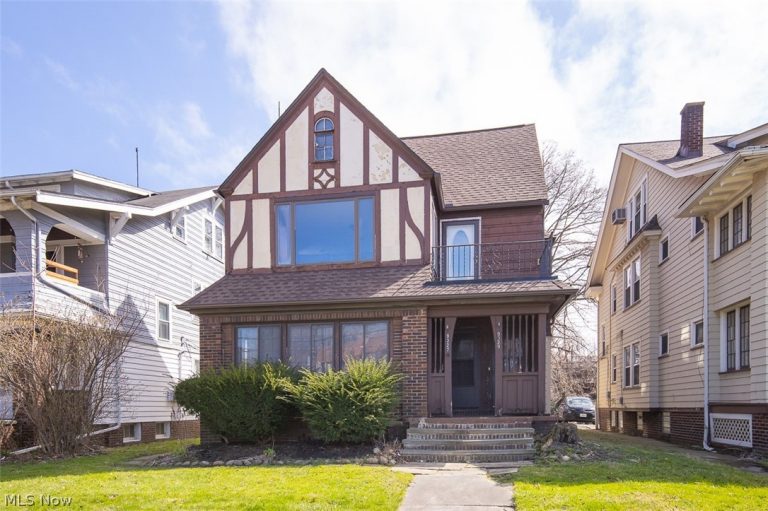 9327 Clifton Boulevard, Cleveland, OH, 44102