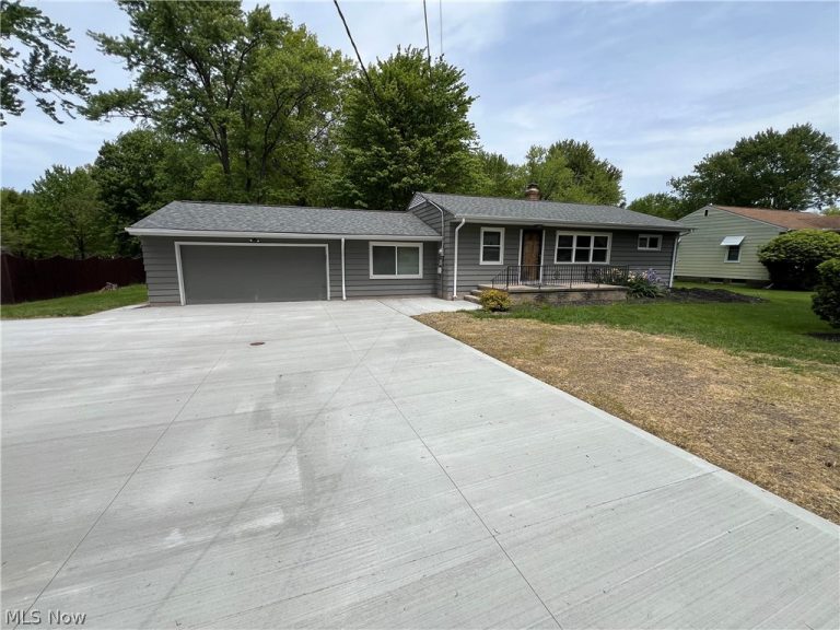25716 Westwood Road, Westlake, OH - Photo 2