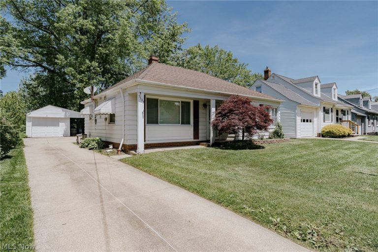 5363 Summit Road, Lyndhurst, OH, 44124