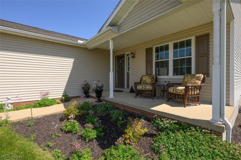 312 Apple Ridge Drive, Apple Creek, OH - Photo 2