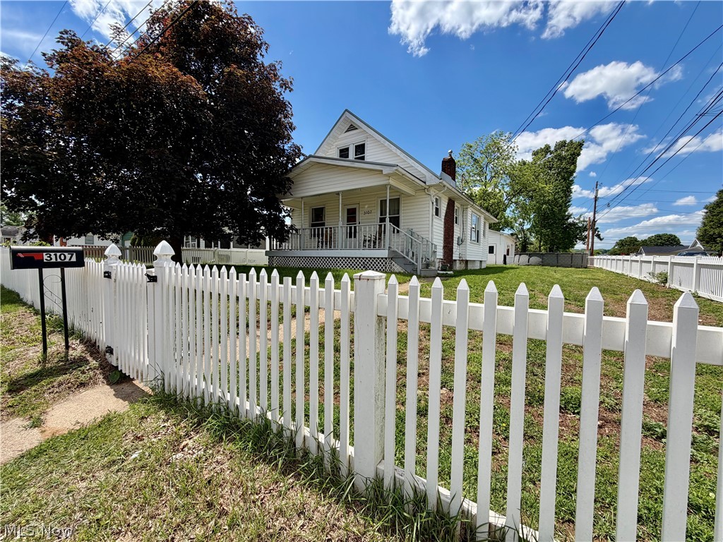 3107 9th Avenue, Vienna, WV