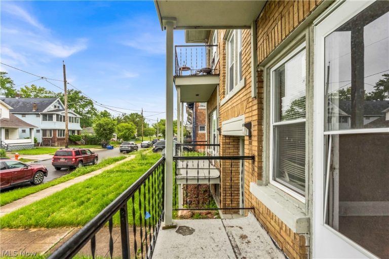 3301 143rd Street, Cleveland, OH - Photo 3