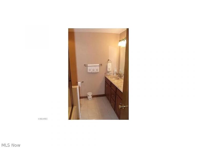 1120 Milton Street, Alliance, OH - Photo 5