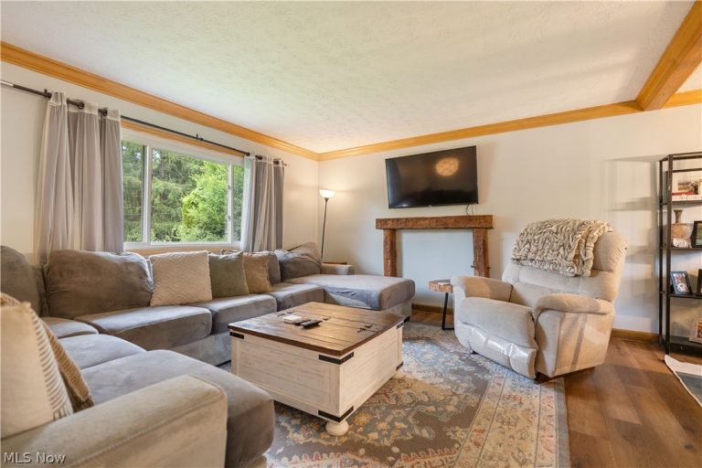 4581 Timothy Drive, Green, OH - Photo 2
