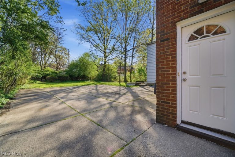 4101 Washington Boulevard, University Heights, OH - Photo 3