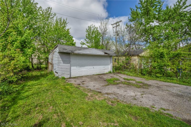 3660 117th Street, Cleveland, OH - Photo 8