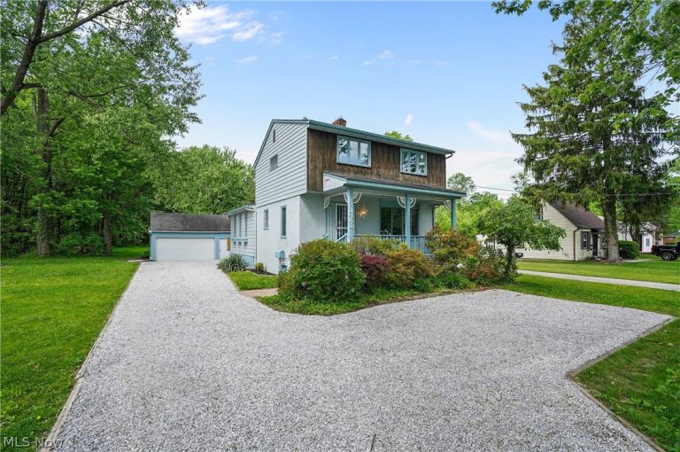 4160 Columbia Road, North Olmsted, OH, 44070