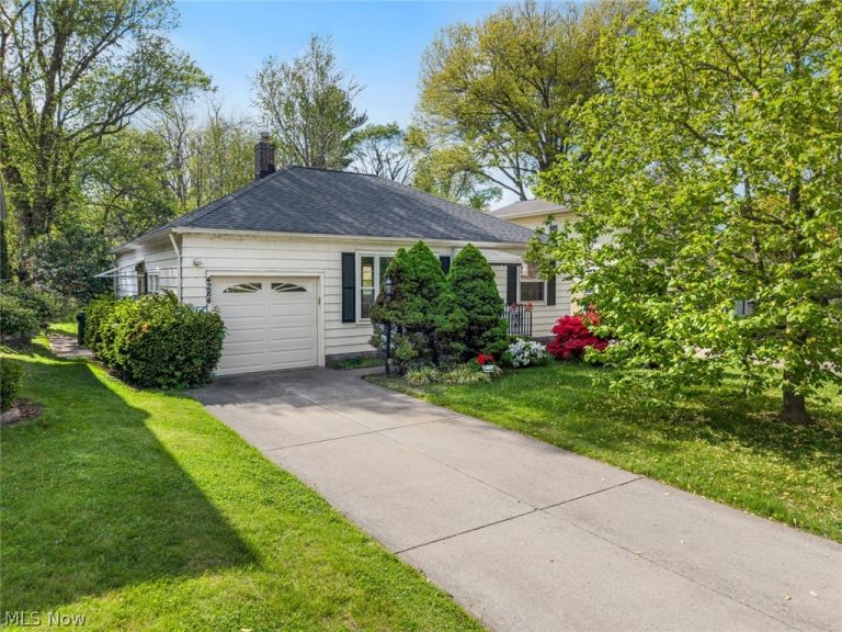 4284 204th Street, Fairview Park, OH, 44126