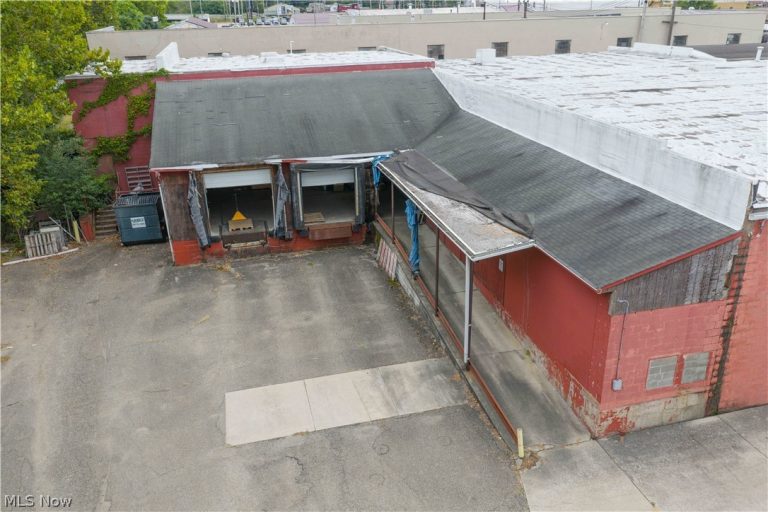 165 Broadway Street, Dover, OH - Photo 8