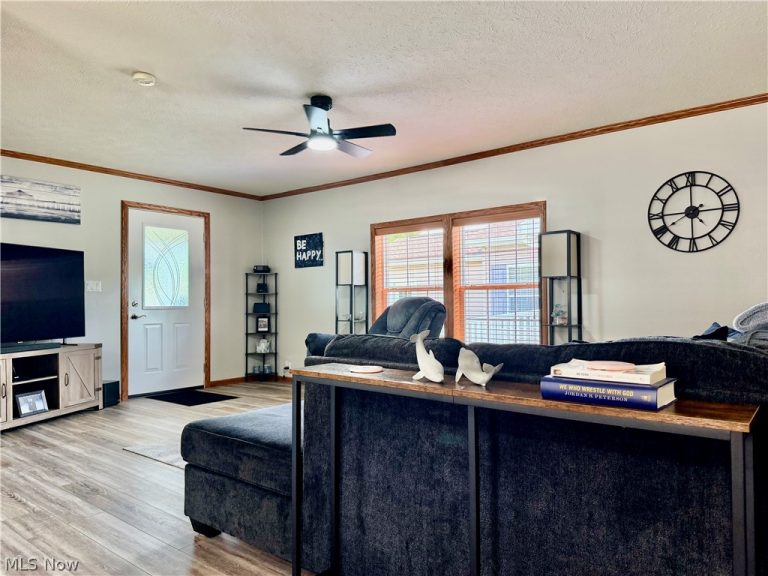 207 Polaris, Dover, OH - Photo 6