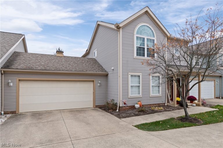 8720 Quailridge Court, Macedonia, OH - Photo 3