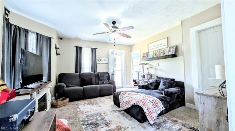 406 Main Road, Conneaut, OH - Photo 8