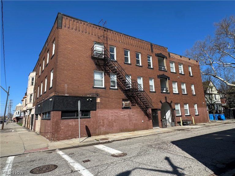 11239 Superior Avenue, Cleveland, OH - Photo 2