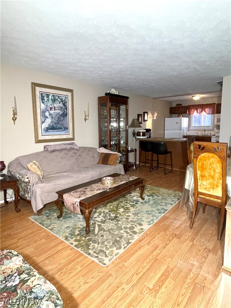 29902 Euclid Avenue, Wickliffe, OH - Photo 3