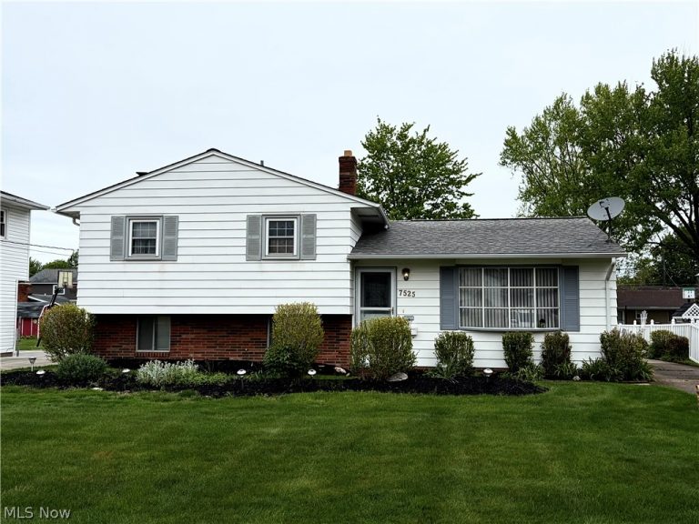 7525 Goldenrod Drive, Mentor on the Lake, OH, 44060