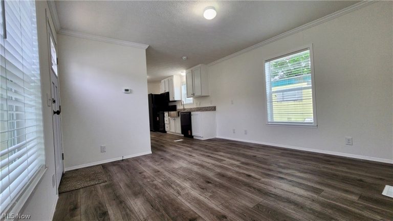 9151 Mentor Avenue #A09, Mentor, OH - Photo 4