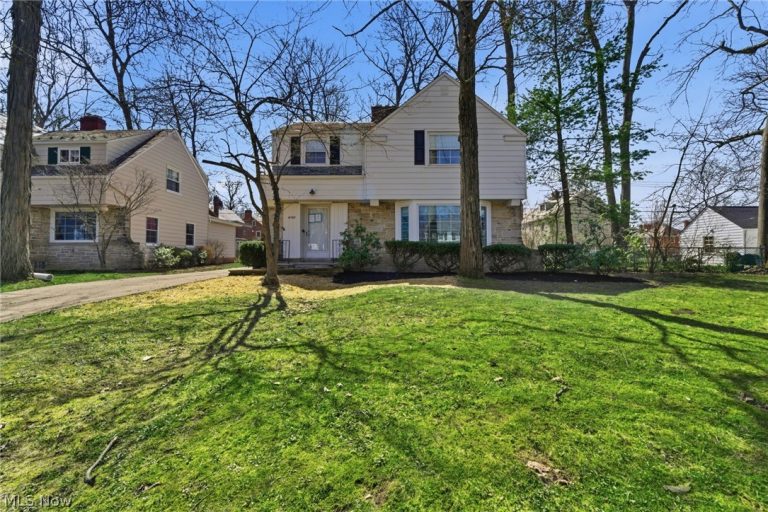 4182 Silsby Road, University Heights, OH, 44118