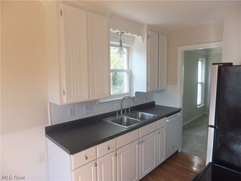 4911 12th Street, Cleveland, OH - Photo 5