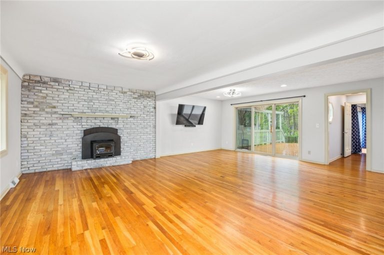 10743 Chippewa Road, Brecksville, OH - Photo 3