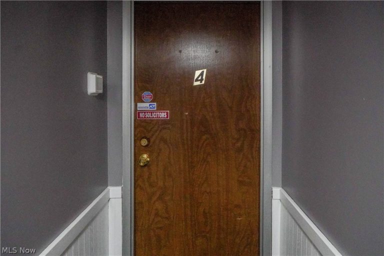 3757 Cleveland Avenue #204, Canton, OH - Photo 3