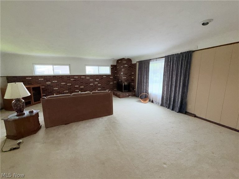 3591 Dayton Avenue, Kent, OH - Photo 8