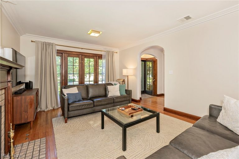 1351 Oakridge Drive, Cleveland Heights, OH - Photo 8