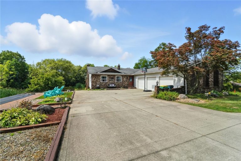 7734 Morley Road, Mentor, OH, 44060