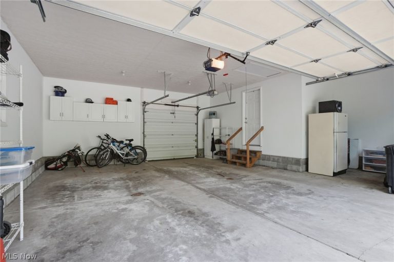 175 Henn Hyde Road, Howland, OH - Photo 6