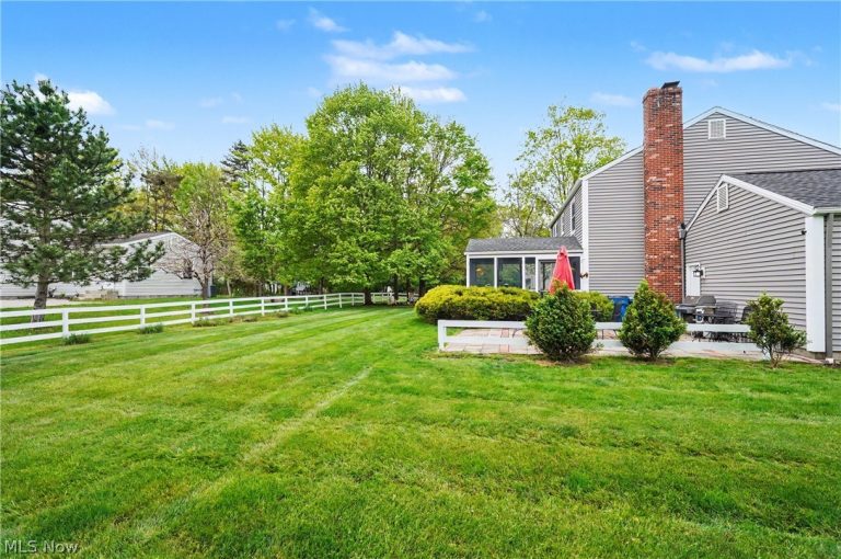 5819 Bradford Way, Hudson, OH - Photo 8