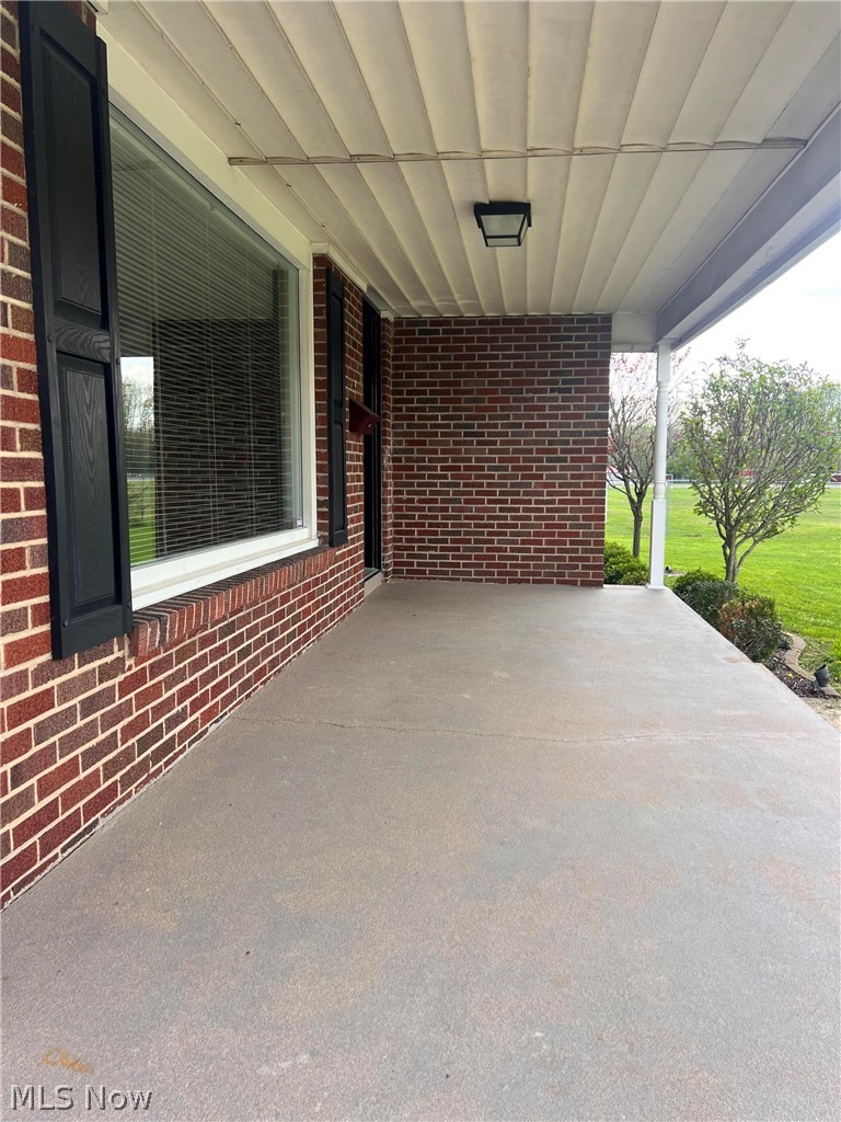 4047 Cascade Drive, Youngstown, OH - Photo 6