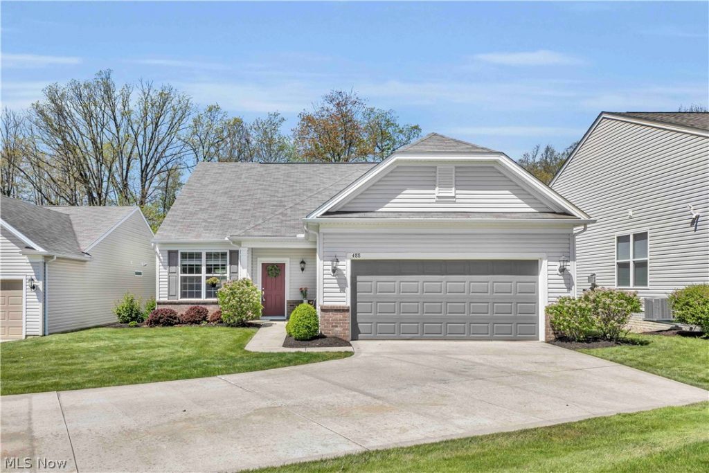 488 Arbor Lane, Copley, OH