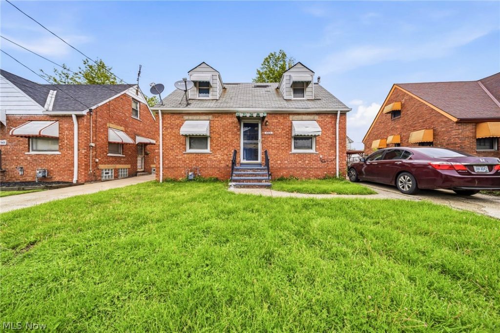 955 Nye Road, Cleveland, OH
