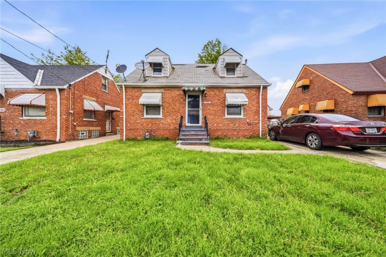 955 Nye Road, Cleveland, OH, 44110