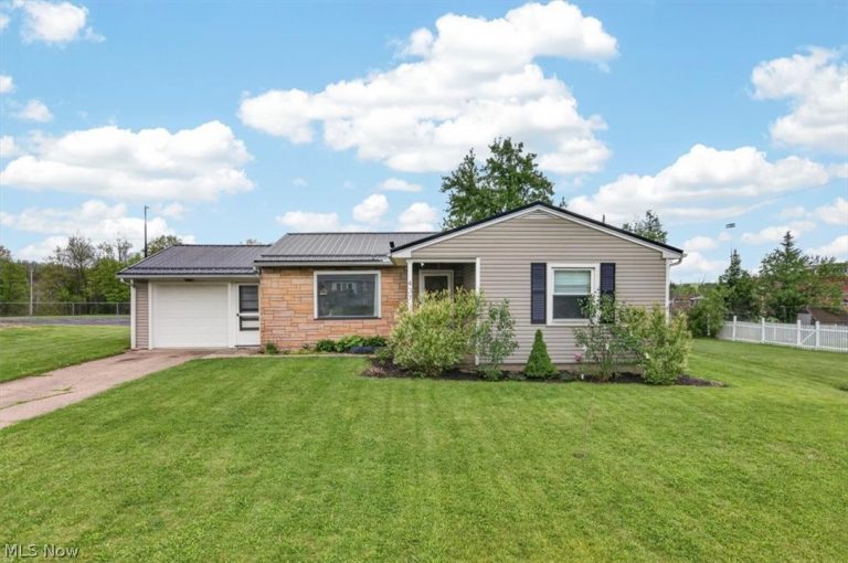 437 Wilson Avenue, Girard, OH, 44420