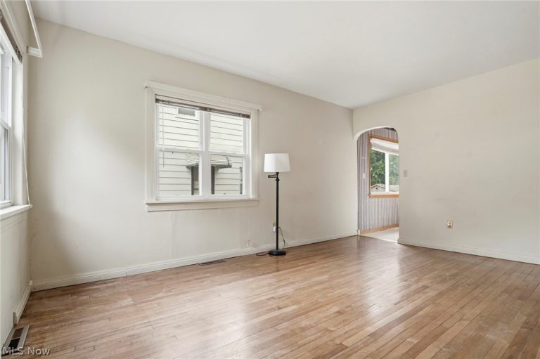 272 Schrop Avenue, Akron, OH - Photo 4