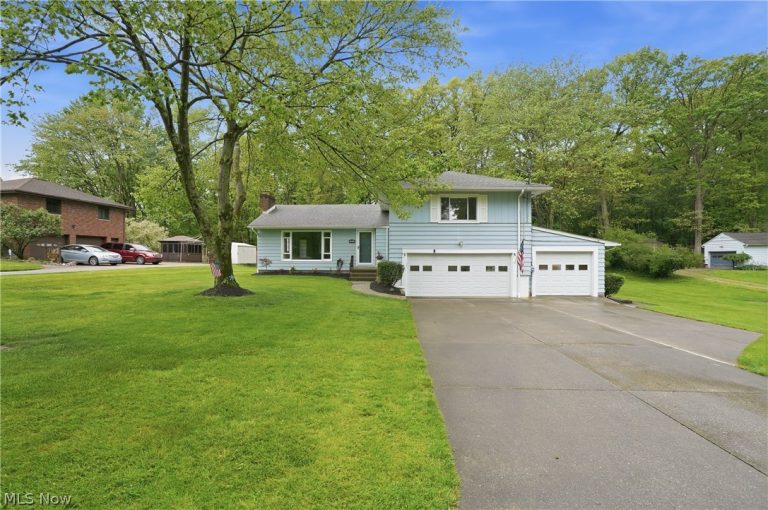 5912 Woodward Drive, Akron, OH - Photo 4