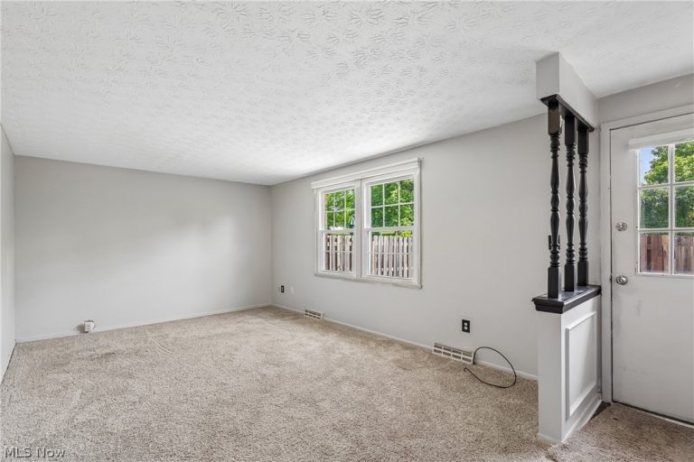 1860 Higby Drive #B, Stow, OH - Photo 6