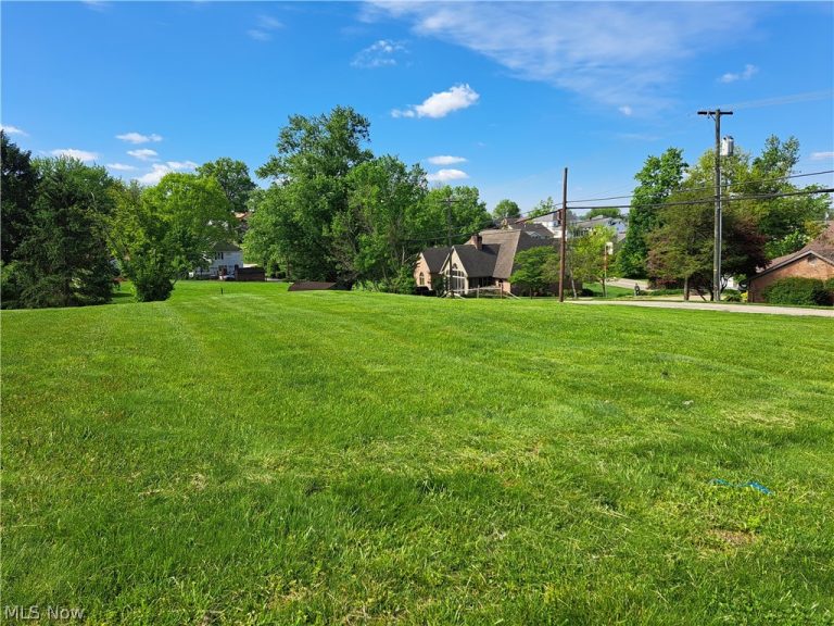 1724 Brenton Road, Cambridge, OH - Photo 6