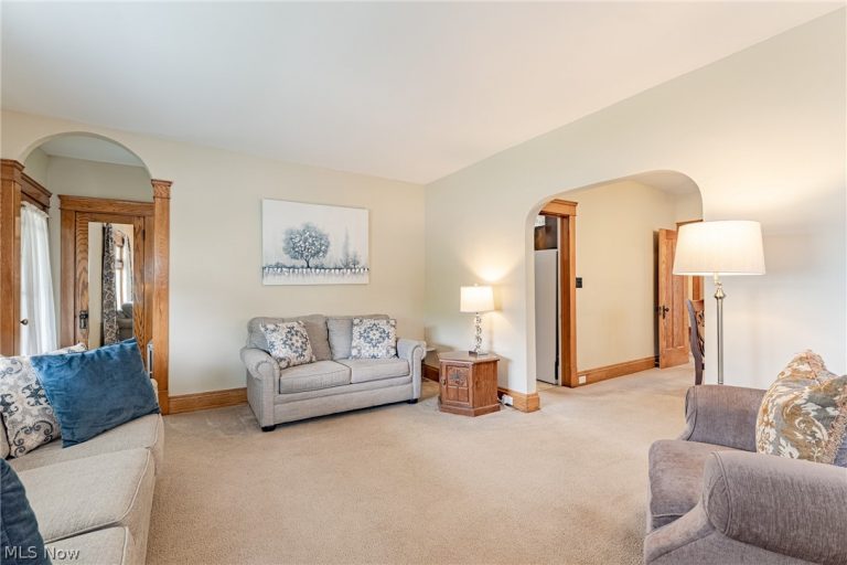 4512 Alpha Avenue, Cleveland, OH - Photo 3