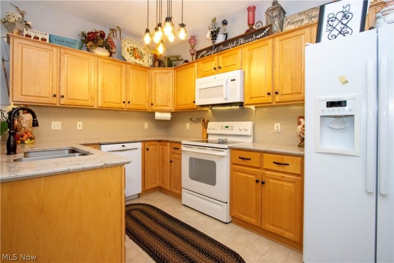 2457 Barrington Way #322, Wooster, OH - Photo 6